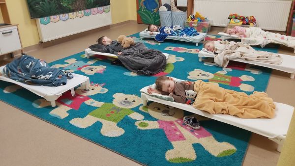 Marcowe zabawy maluszków